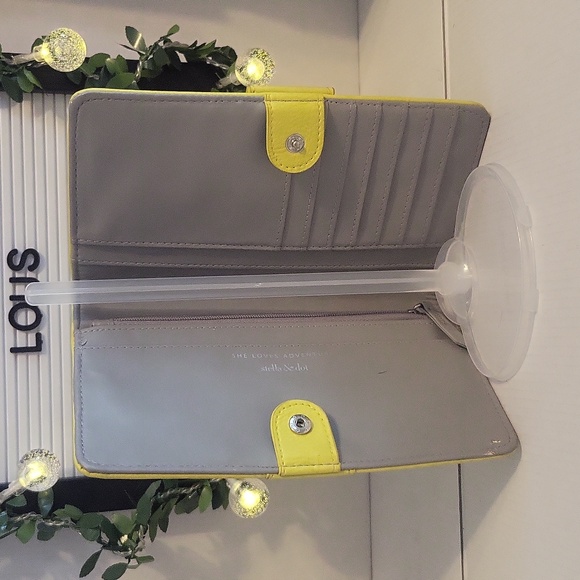 Stella & Dot Soho Flip Wallet - Citron - Picture 3 of 6